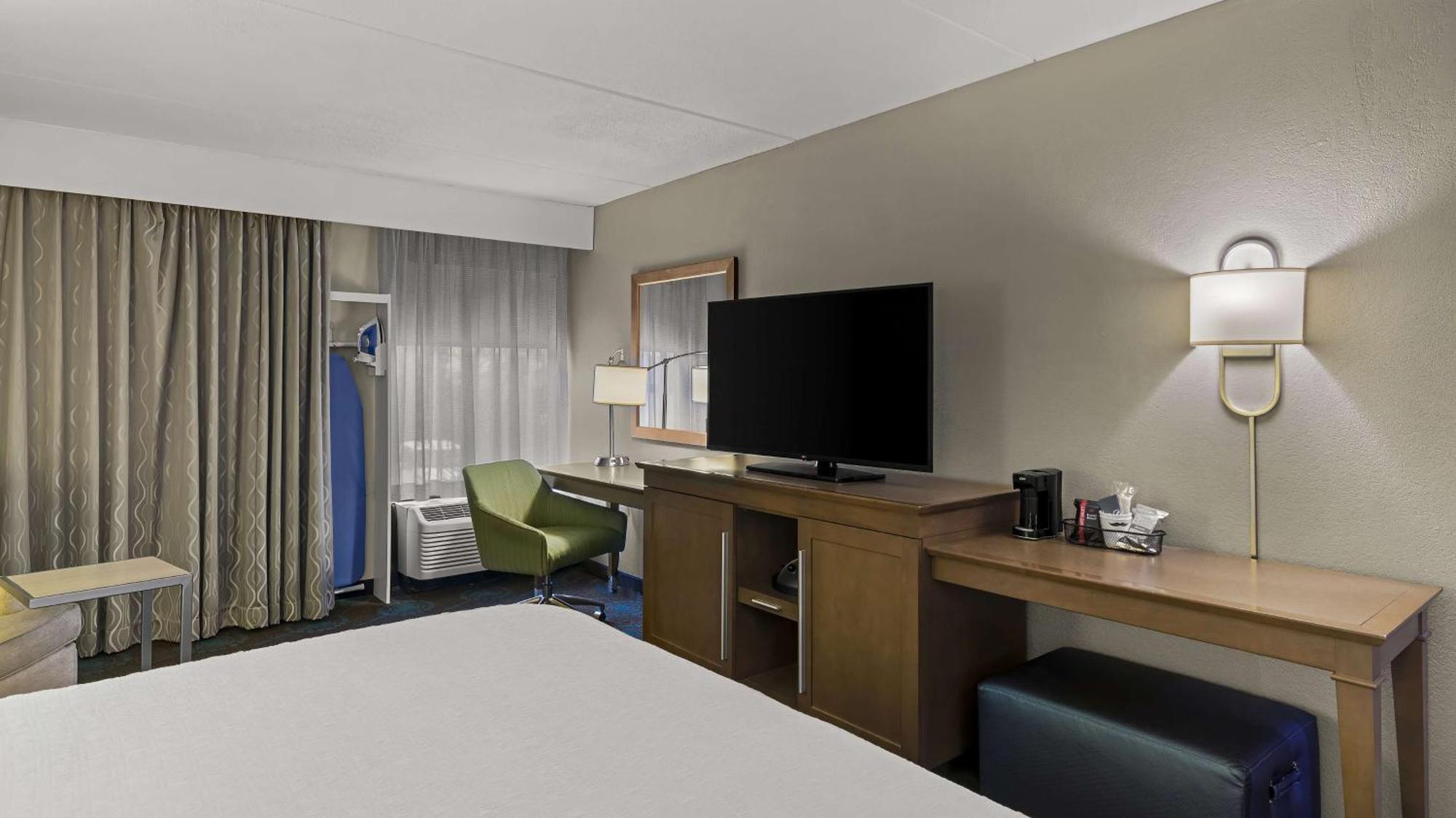 Hampton Inn Bloomington Exterior foto