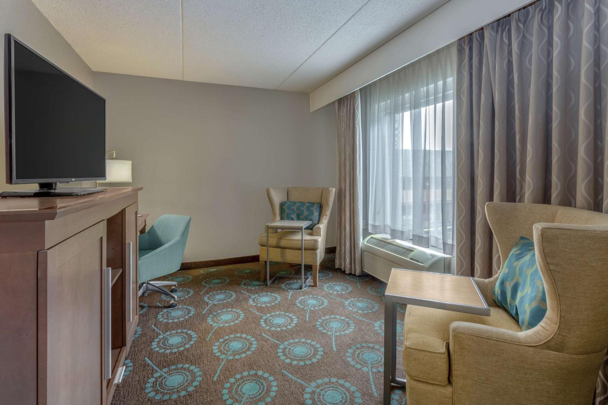 Hampton Inn Bloomington Exterior foto